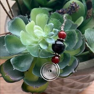Carnelian and Black Agate Pendant
